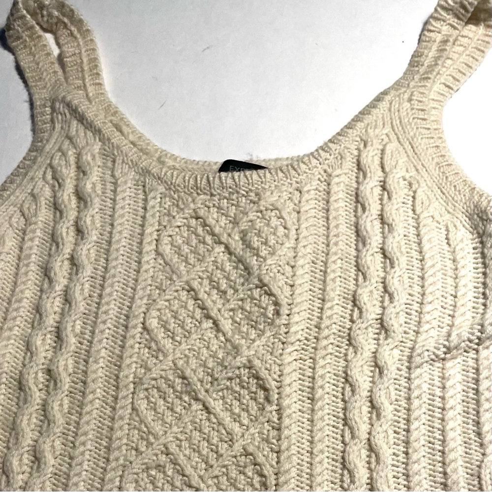Express wool sweater tank top, ribbed pattern. Size small - Picture 11 of 11